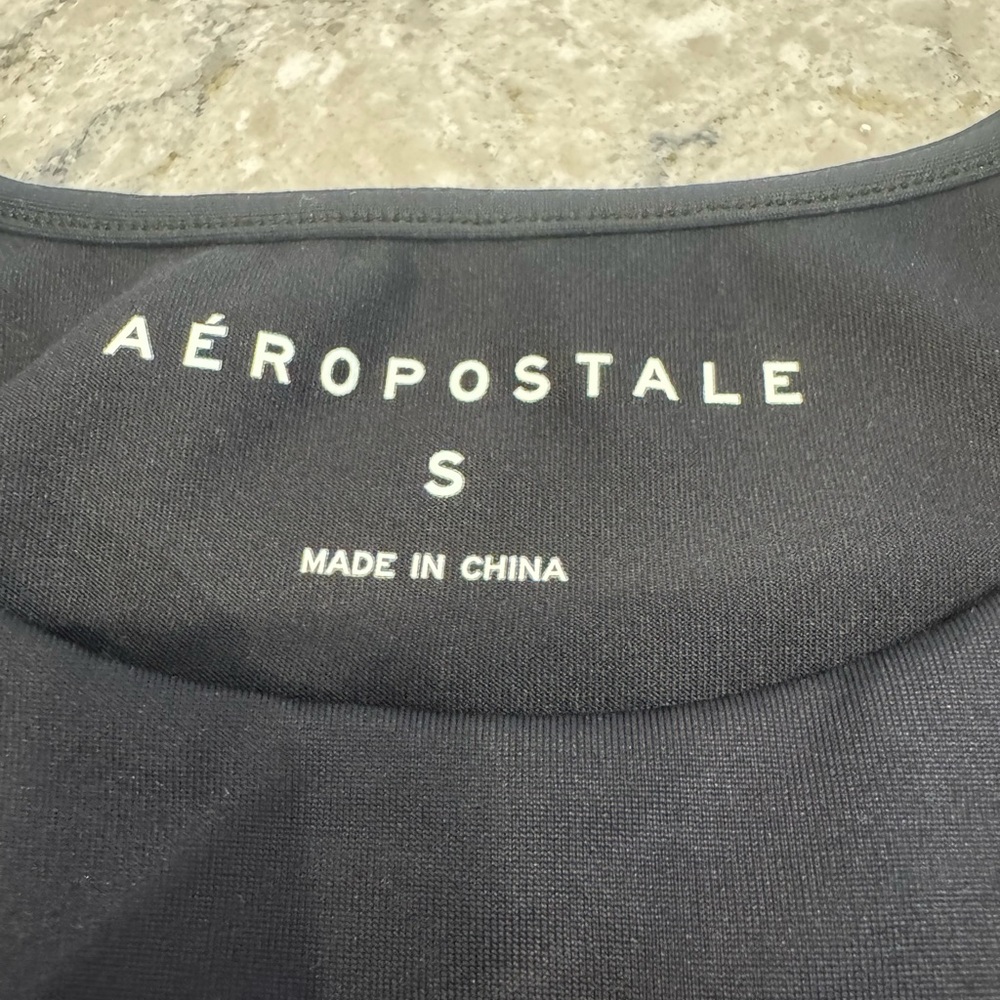Aeropostale Gray Top